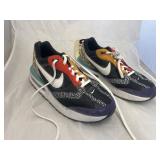 Womens Nike Air Shoes Size 11