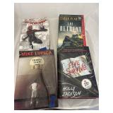 4pc - Hardback & Paperback Books
