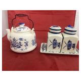 Teapot - 2 Spice Canisters & Plate