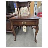 1-Drawer Night Stand 22"L x 27"W x 22"H