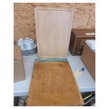 2 Wooden Cutting Boards