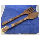 2pc - Wooden Fork & Spoon Dï¿½cor