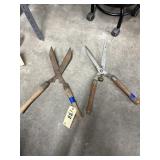 2 - Manual Hedge Clippers