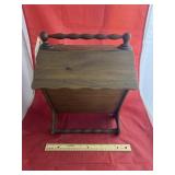 Small Magazine Rack - Broken