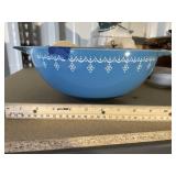Pyrex Bowl