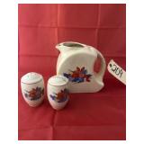 3 Pcs - Salt/Pepper & Pitcher