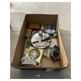 Box of Assorted Dï¿½cor