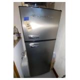 Small Frigidaire Refrigerator 22"x55"