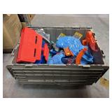 Box w/Hotwheels Tracks