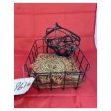 Pair Shoe Grips & Trivet