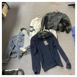 4 Pcs - Levis Denim Jacket - Sz L Pullovers