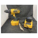 DeWalt Drill w/Aftermarket Battery & Charger