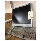 HP BS17E 20"Monitor & Keyboard