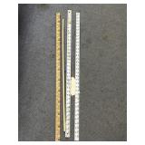 4 Pcs - Yardsticks & Wooden Dowels