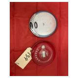 2 Pcs - Portable CD Players - RCA & Durabrand