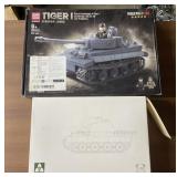 2 Pcs - Takom Plastic Tank Model & More