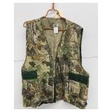 Sz XL Ozark Trail Camo Vest