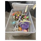 Easter Dï¿½cor in Plastic Bin w/Lid