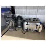 Cuisinart 4-Slice Toaster - Nutri Bullet Blender