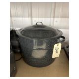 Granite Cooker w/Lid