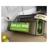 Foodsaver Vacuum Sealer w/Bags