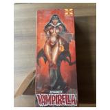 X Plus Dynamite Vampirella Plastic model in box
