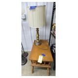 End Table & Table Lamp w/Shade