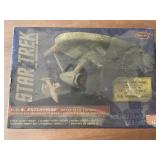 Star Trek USS Enterprise Plastic Model in box