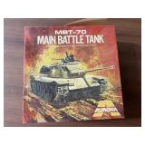 Aurora Main Battle Tank Plastic Model in box