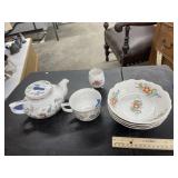 7 Pcs - Japan Bowls - Teapot - Cup - Vase
