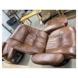 Lane Swivel Recliner w/Ottoman Leather?