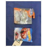 2 Pcs - Hotwheels & Matchbox Cars