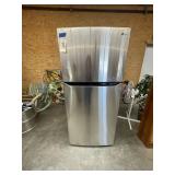 LG Stainless Steel Refrigerator - Freezer on Top