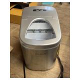 Frigidaire ice maker