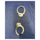 Hand Cuffs - China