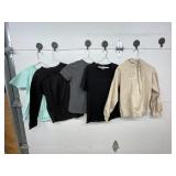 5 Pcs - T Shirts Sz S