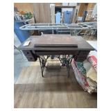 Singer G8364188 Sewing Machine in Cabinet