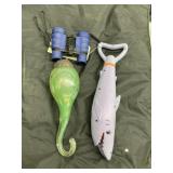 Binoculars - Decorative Hook & Water Gun