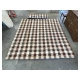 Comforter & 2 Pillows