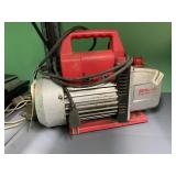 Robinair 2-Stage Vacuum Pump