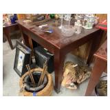 Table 36"L x 36"W x 32-1/2"H