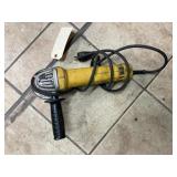 DeWalt DWE402 Elec Angle Grinder