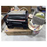 Office Supplies - Holiday Dï¿½cor - Hangers