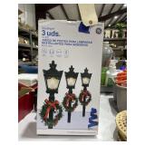 3 - LED Flickering Lamp Post Pathway Set in box
