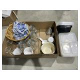 Box of Assorted Storage Containers w/Lids