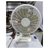 Small Table Top Oscillating Fan