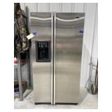 GE Profile Side by Side Refrigerator/Freezer