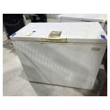Estate Chest Freezer 42"L x 22"W x 35"H