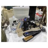 7 Pcs - Blow Dryer - Straightener - Coffee Mugs