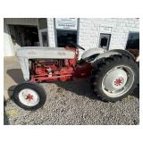 Ford 600 Tractor - 540 PTO - Runs & Drives